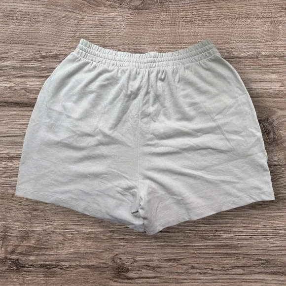 🧸 NWT! 🧸 Old Navy Extra High Waisted SoComfy Sweat Shorts! - Picture 8 of 9